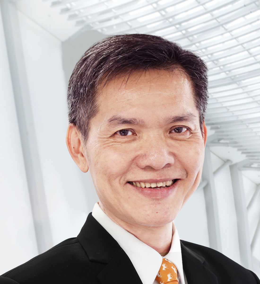 นายสาโรช อรุณไพโรจน์กุล