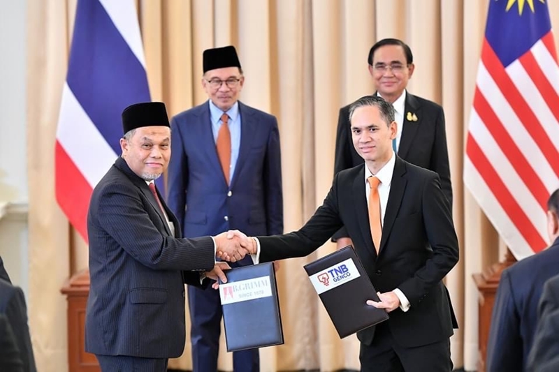 B.Grimm Power partnered with TNB Power Generation, a subsidiary of a Malaysian electricity company to secure the renewable energy supply, connecting the power network of Laos-Thai-Malay.