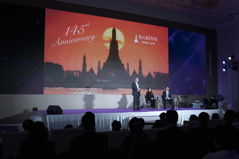 Dr. Harald Link shared B.Grimm’s story in the “Transforming Thai Industry towards Sustainability” forum 