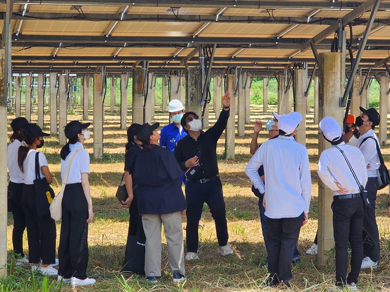 B.Grimm Power welcomed students from 4 universities visiting the solar power plant in Lat Krabang.