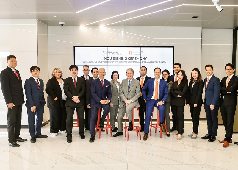 An MOU signing between B.Grimm Power and STT GDC to develop low-carbon energy solutions for the data center industry.