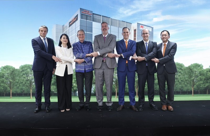 บี.กริม เพาเวอร์ เปิดตัวพันธมิตรใหม่ “Digital Edge” จากสิงคโปร์ พัฒนาศูนย์ดาต้าเซ็นเตอร์ไฮเปอร์สเกลขนาด 96 MW ที่ EEC